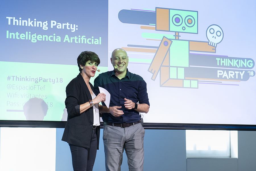 Alberto Levy on stage at Fundación Telefónica Thinking Party